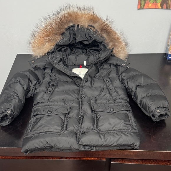 Pre-used Boys Moncler Black Jacket with removable Fur Trim size 2